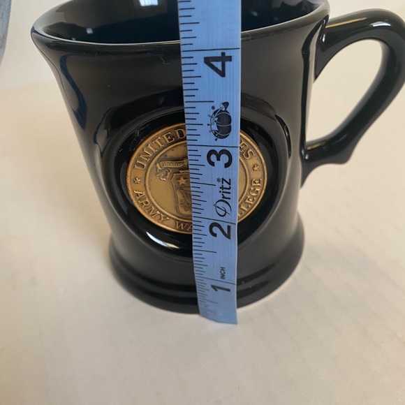 United States Army War College Black Mug with Emblem - Picture 8 of 9